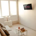 Meuble L'instant Dore - Netflix Neuf Апартаменты