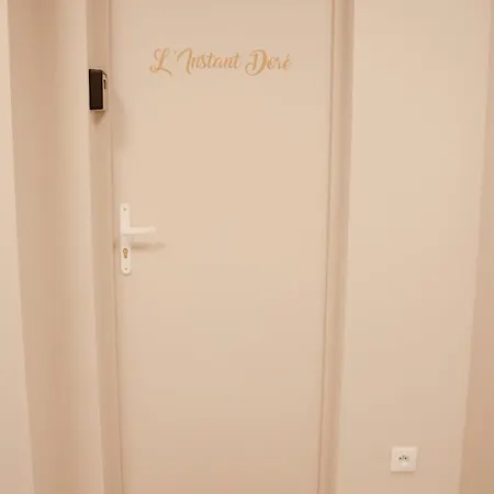 Meuble L'instant Dore - Netflix Neuf Apartment *