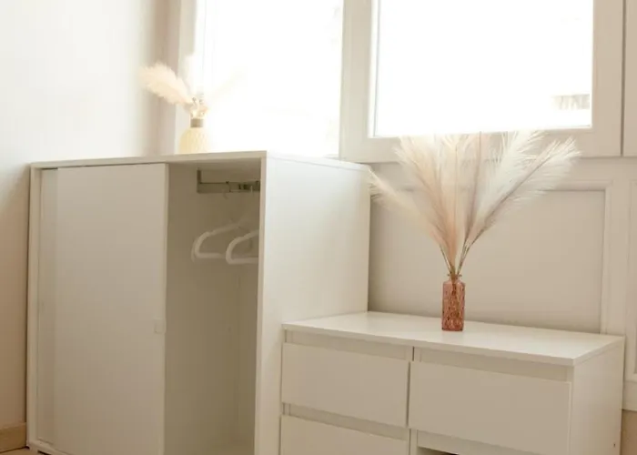 Apartment Meuble L'instant Dore - Netflix Neuf *